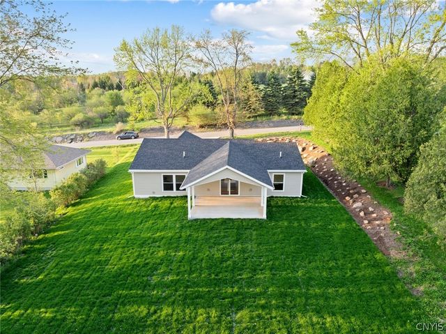 9666 Mallory Road, New Hartford, NY 13413