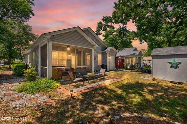 222 NE 37th Street, Oak Island, NC 28465
