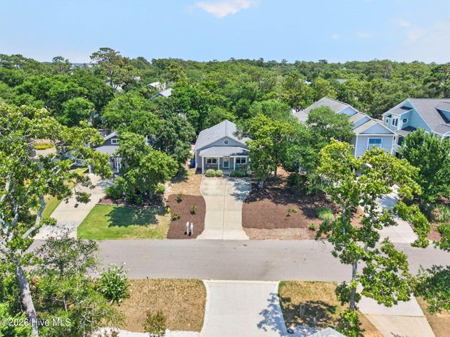 222 NE 37th Street, Oak Island, NC 28465