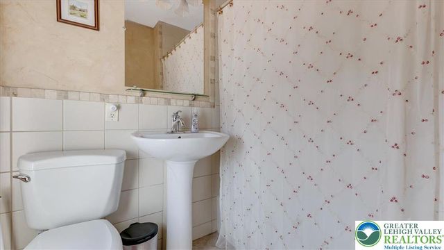 12 Chestnut Avenue, Jim Thorpe Boro, PA 18229