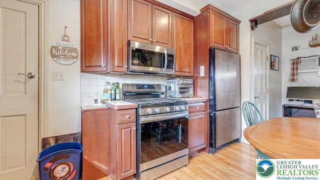 12 Chestnut Avenue, Jim Thorpe Boro, PA 18229