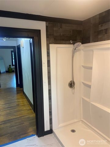 703 W Railroad, Shelton, WA 98584