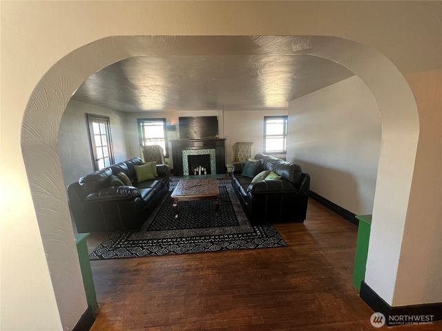 703 W Railroad, Shelton, WA 98584