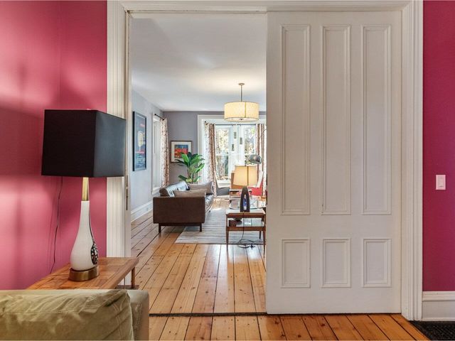 49 Mansfield Avenue, Burlington, VT 05401