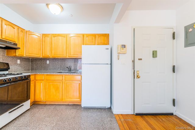 3506 Leavitt Street 3B, Flushing, NY 11354