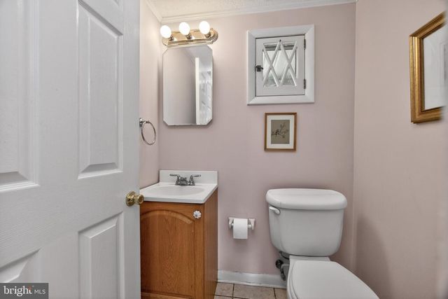 109 BIDDLE DR, Exton, PA 19341