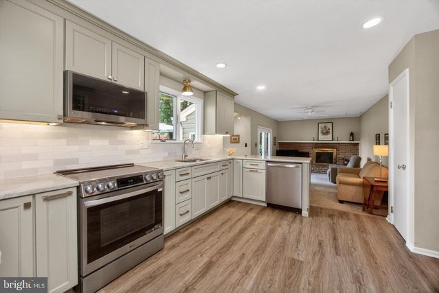 109 BIDDLE DR, Exton, PA 19341