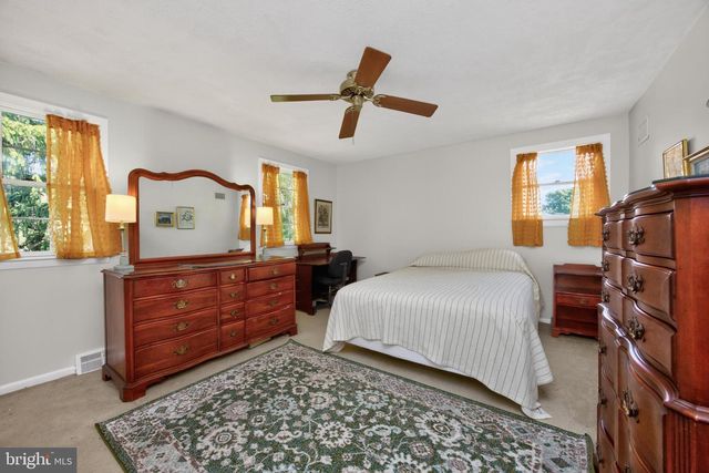 109 BIDDLE DR, Exton, PA 19341