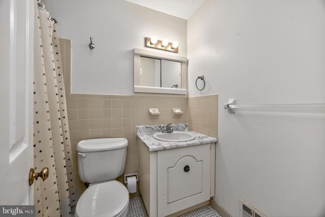 109 BIDDLE DR, Exton, PA 19341
