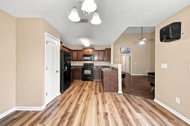 1084 Shire Dr, Antioch, TN 37013