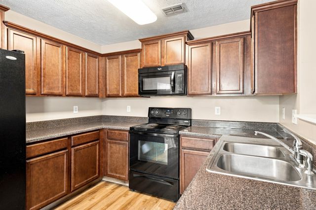 1084 Shire Dr, Antioch, TN 37013