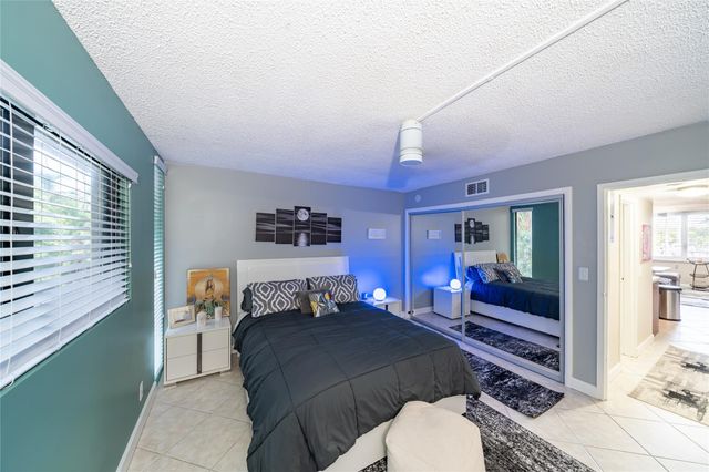 1901 N Andrews Avenue 206, Wilton Manors, FL 33311