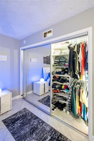 1901 N Andrews Avenue 206, Wilton Manors, FL 33311