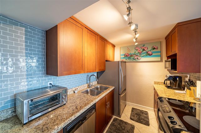 1901 N Andrews Avenue 206, Wilton Manors, FL 33311