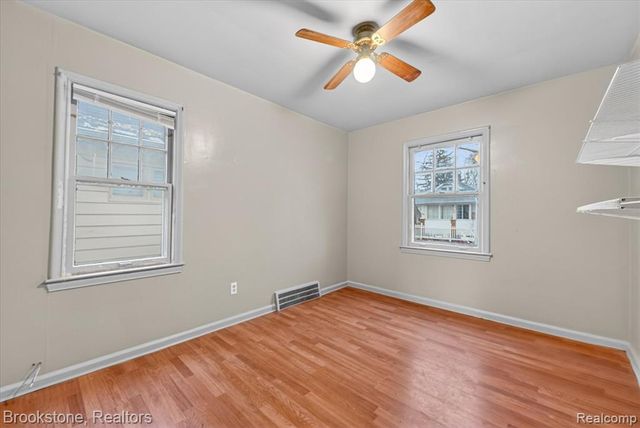 7285 Mansfield Street, Detroit, MI 48228