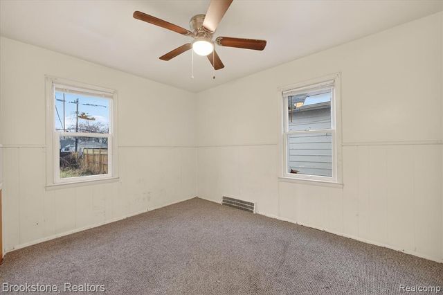 7285 Mansfield Street, Detroit, MI 48228