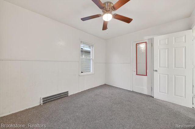 7285 Mansfield Street, Detroit, MI 48228