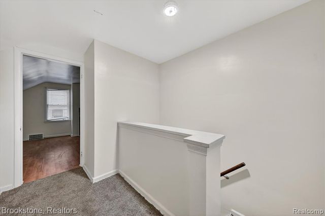 7285 Mansfield Street, Detroit, MI 48228