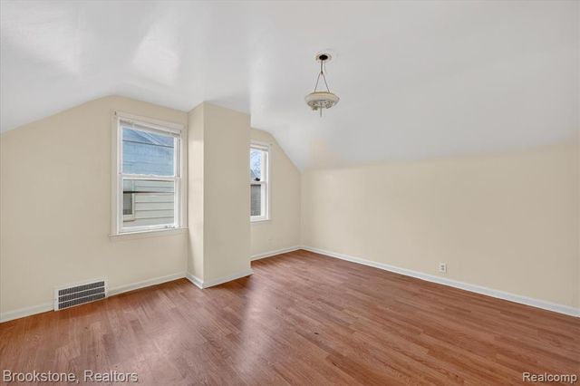 7285 Mansfield Street, Detroit, MI 48228