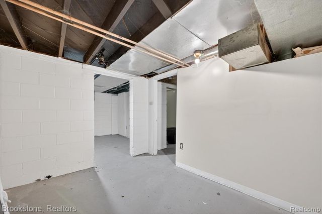 7285 Mansfield Street, Detroit, MI 48228