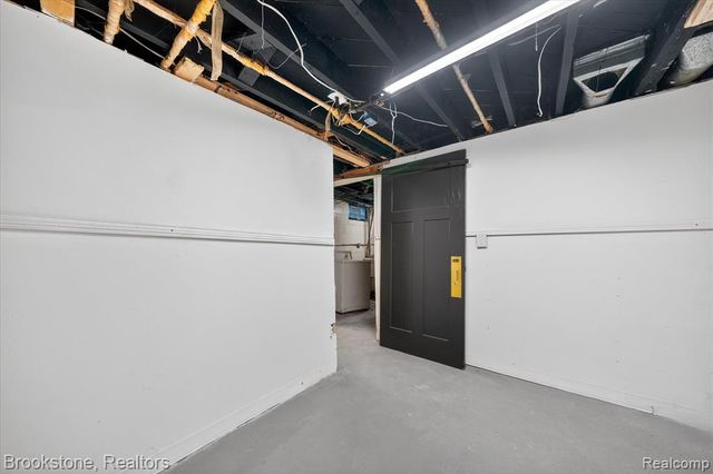 7285 Mansfield Street, Detroit, MI 48228