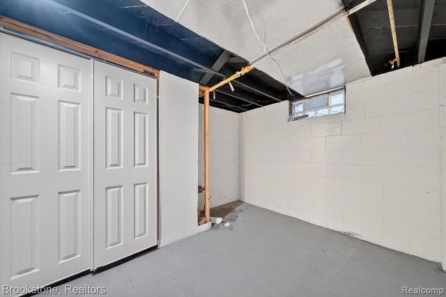 7285 Mansfield Street, Detroit, MI 48228