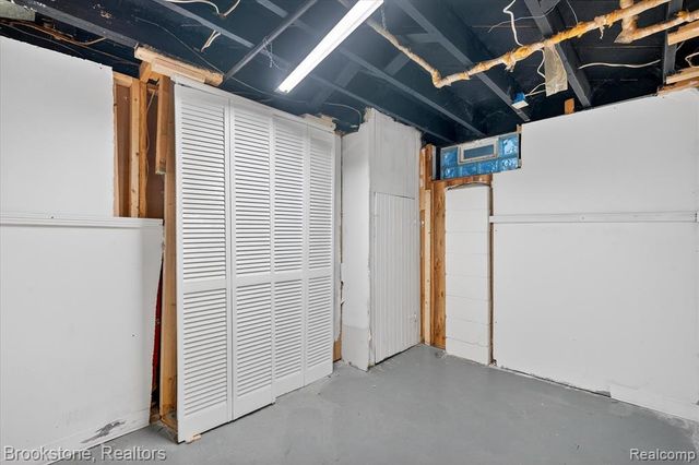 7285 Mansfield Street, Detroit, MI 48228