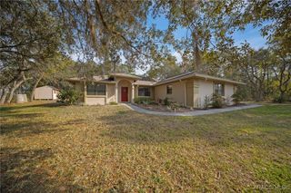 5885 W Rodeo Lane, Beverly Hills, FL 34465