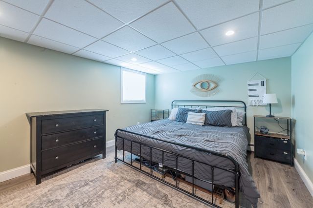19 Hillside Dr, Plymouth, MA 02360