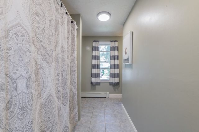 19 Hillside Dr, Plymouth, MA 02360