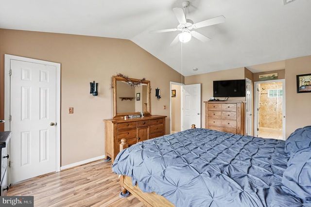 11702 INVERARRY DR, Fredericksburg, VA 22407