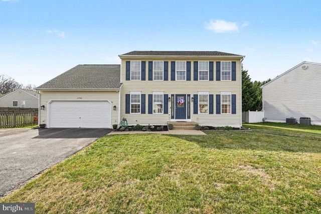 11702 INVERARRY DR, Fredericksburg, VA 22407