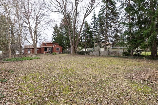 263 Fetzner Road, Greece, NY 14626