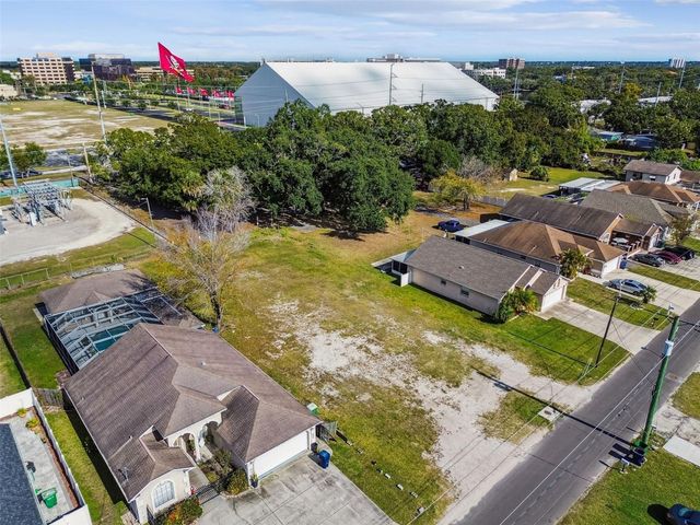 3337 W WOODLAWN AVENUE, Tampa, FL 33607