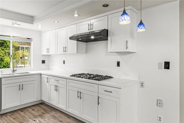 2110 Rockefeller Lane 2, Redondo Beach, CA 90278