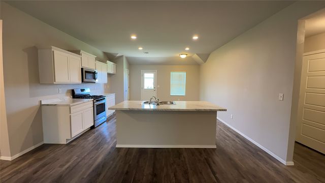 13990 S Lansing Avenue, Glenpool, OK 74033