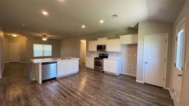 13990 S Lansing Avenue, Glenpool, OK 74033