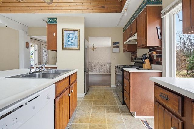 767 Salmon Falls Road, Rochester, NH 03868