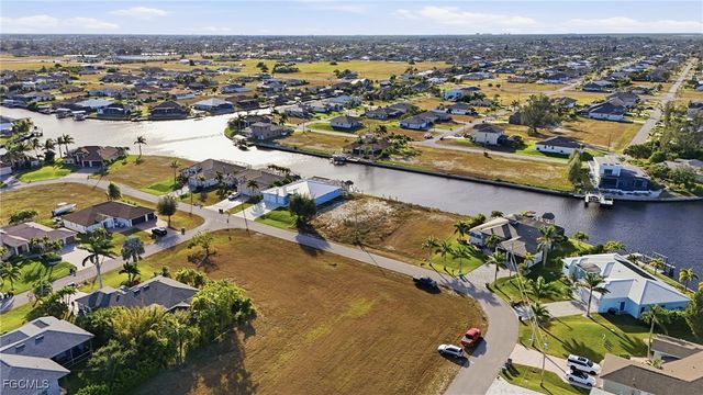 3704 NW 10th ST, Cape Coral, FL 33993