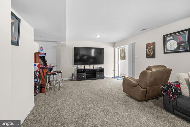 109 SHALLOW BROOK WAY, La Plata, MD 20646