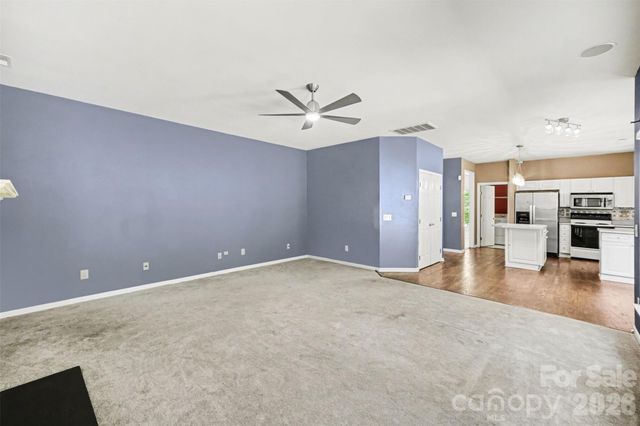 11647 Northwoods Forest Drive, Charlotte, NC 28214