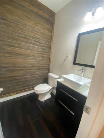 2920 Pinehurst, Grand Prairie, TX 75104