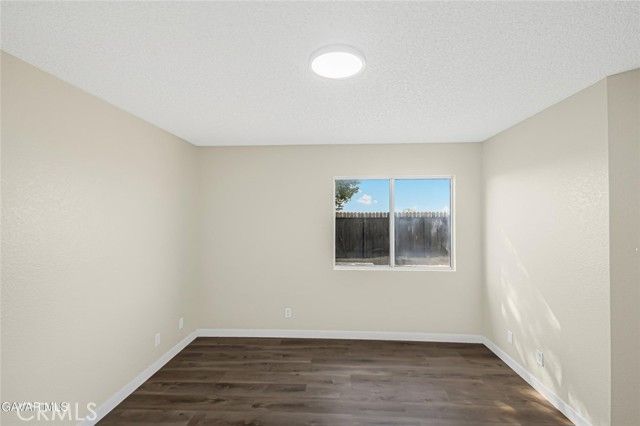 1048 Sequoia Lane, Rosamond, CA 93560