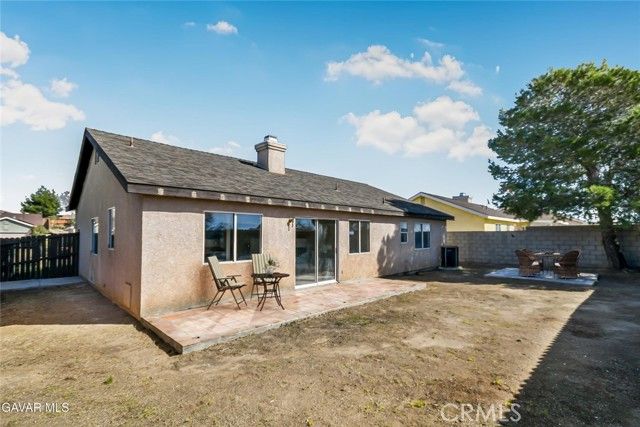 1048 Sequoia Lane, Rosamond, CA 93560