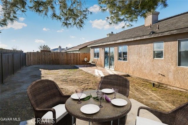 1048 Sequoia Lane, Rosamond, CA 93560