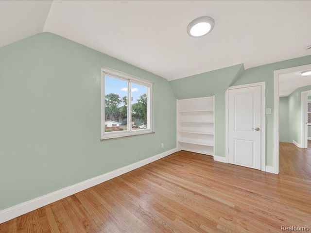14044 Woodmont Avenue, Detroit, MI 48227