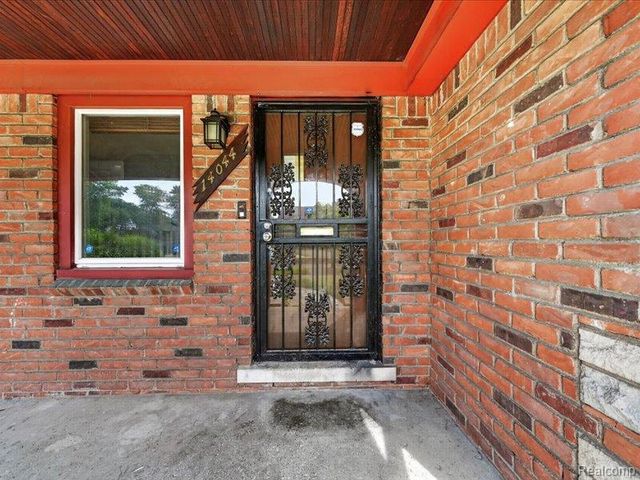 14044 Woodmont Avenue, Detroit, MI 48227