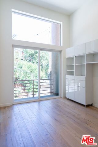 633 Museum Drive, Los Angeles, CA 90065