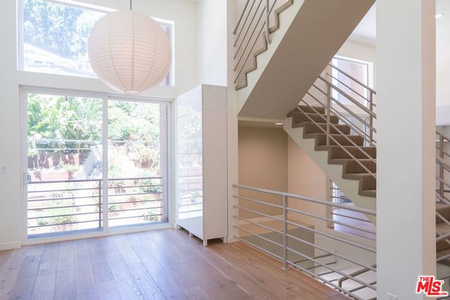 633 Museum Drive, Los Angeles, CA 90065