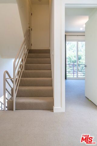 633 Museum Drive, Los Angeles, CA 90065